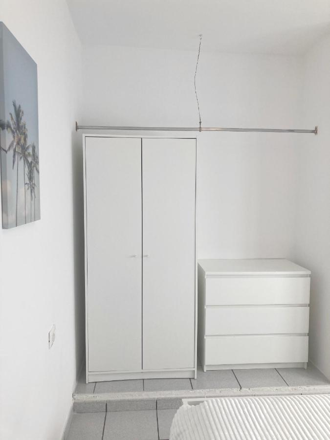 Rooftop With Private Terrace And Seaview Semesterbostad *